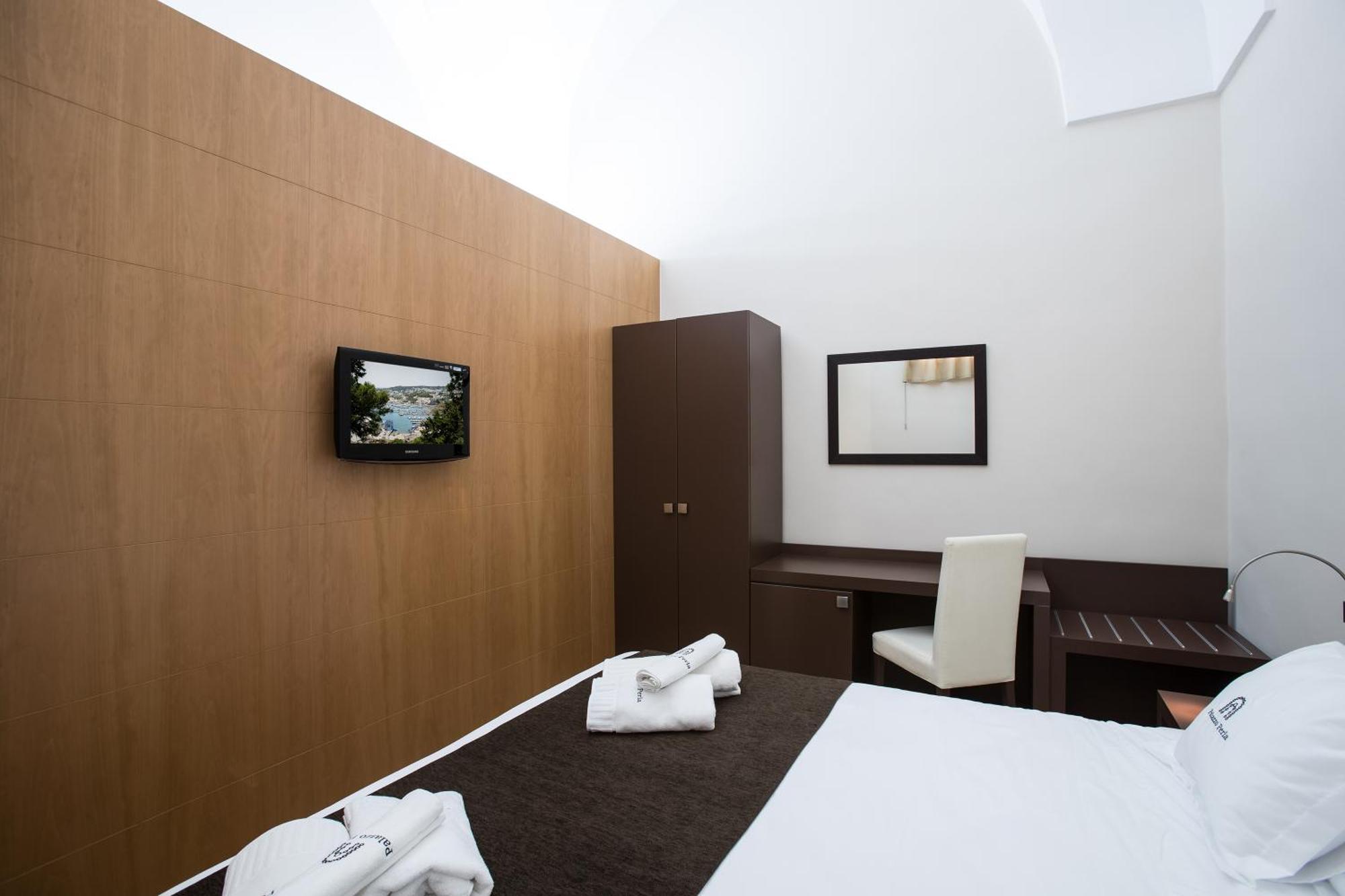 Palazzo Perla Bed & Breakfast Gallipoli Eksteriør bilde